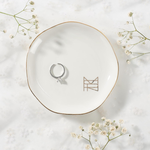 Керамическое блюдце