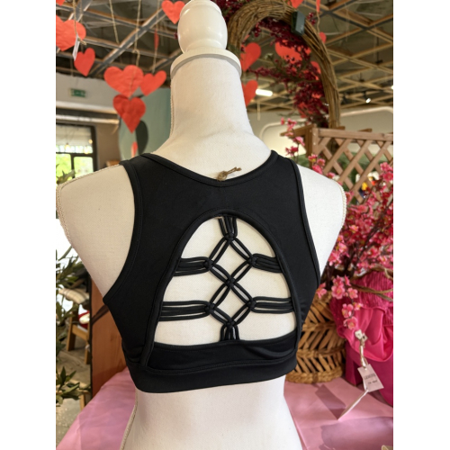 Спортивный топ с вентиляцией на спине