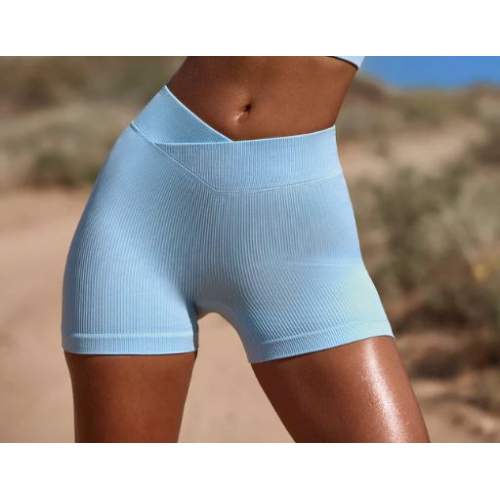 Велосипедки молочно-голубого цвета