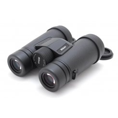 Бинокль Nikon Monarch M7