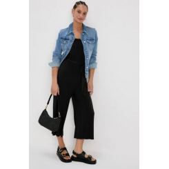 Черный комбинезон с открытыми плечами