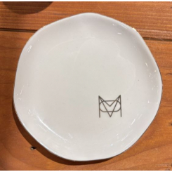 Керамическое блюдце для украшений