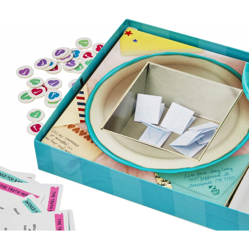 Настольная игра «Секреты Лары Джин: Всё о Любви и Тайнах»