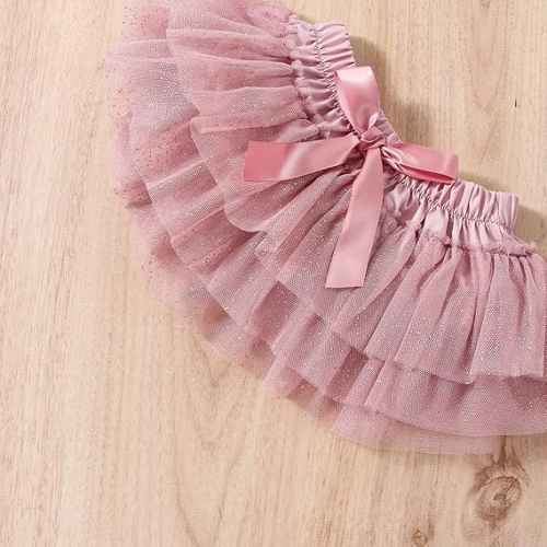 Милый комплект для первого дня рождения девочки