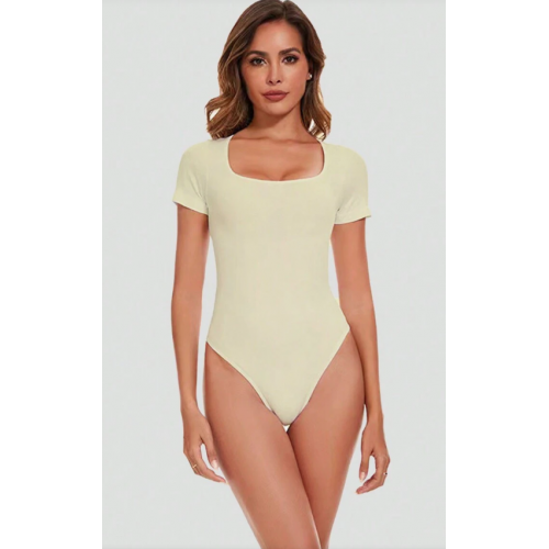 Женское боди с квадратным вырезом и короткими рукавами