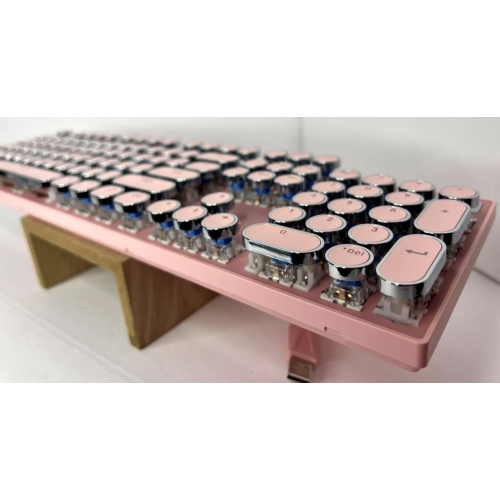 Игровая клавиатура MK Storm — розовая, проводная, с подсветкой