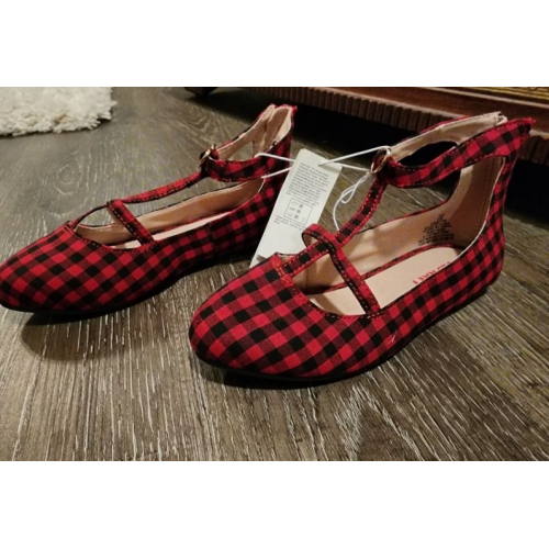 Туфли красные с черным