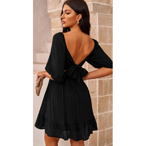 Черное плиссированное мини-платье с открытой спиной и бантом