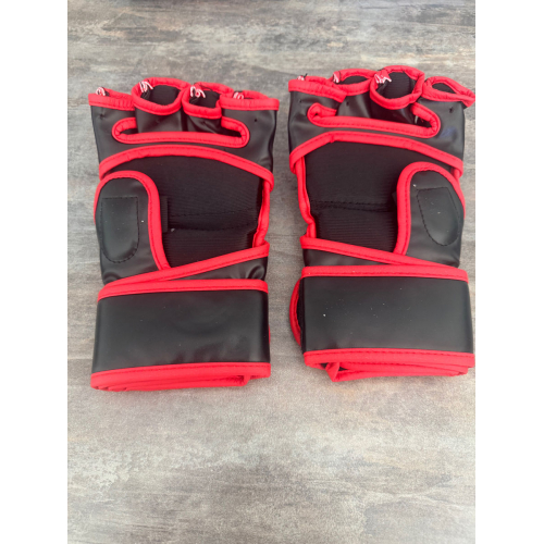 Перчатки тренировочные для Mma