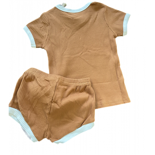 Комплект майка в рубчик и шортики нежно-коричневого цвета