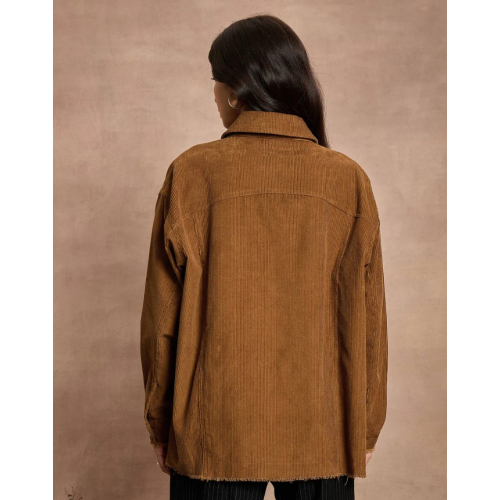 Женская вельветовая куртка в стиле casual