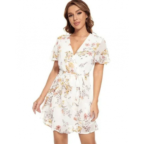 Женственное шифоновое платье с V-образным вырезом и цветочным принтом в оттенке молочного