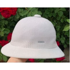 Кангоул — стильная шляпа (белая)